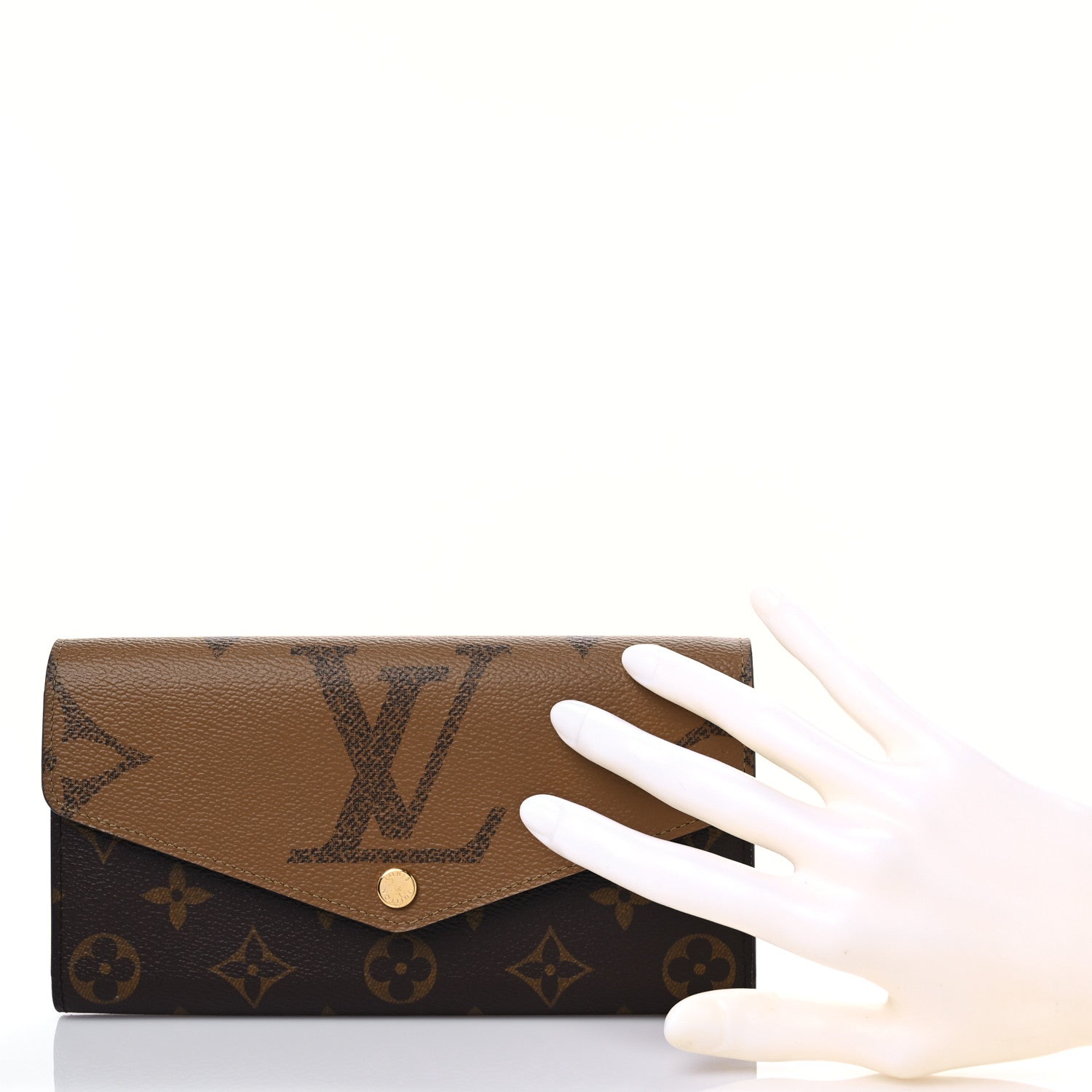 Louis Vuitton Reverse Monogram Giant Sarah Wallet 2 of 7