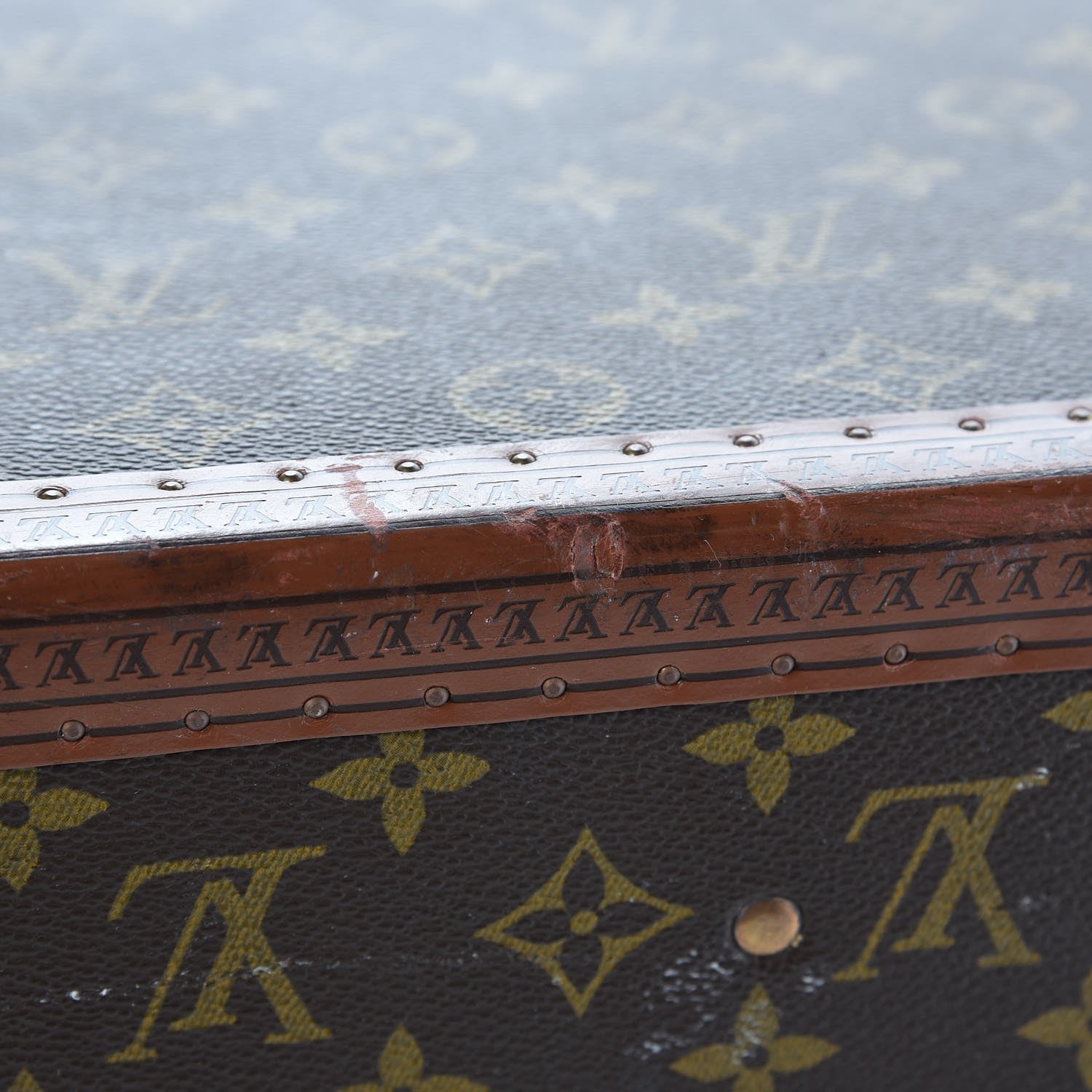 Louis Vuitton Monogram Bisten 70 16 of 37
