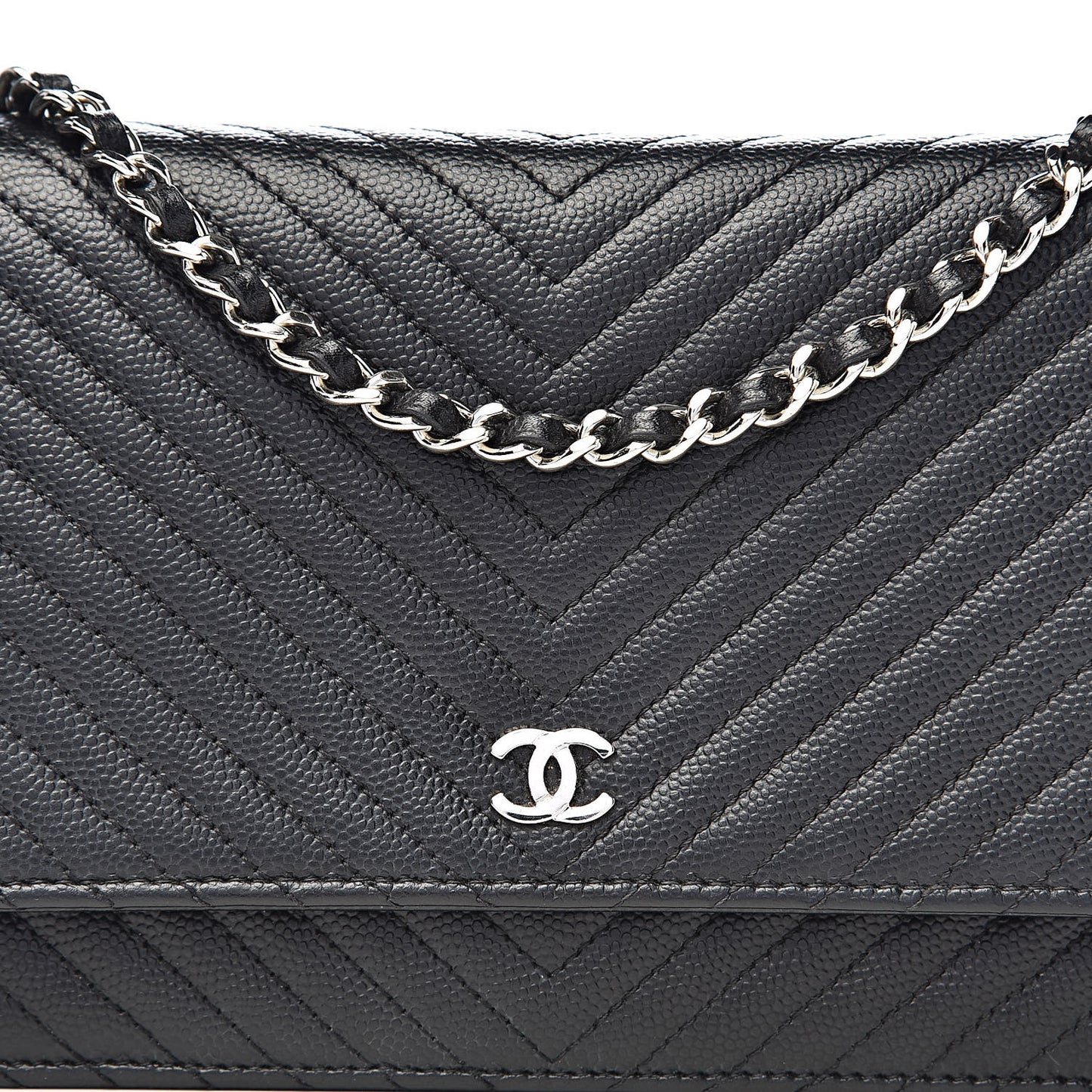Caviar Chevron Quilted Wallet On Chain WOC Black