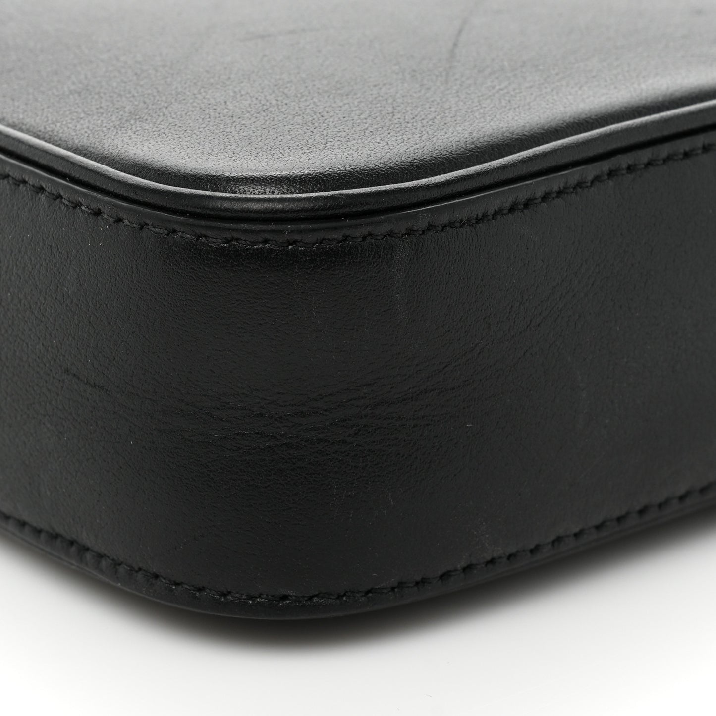 Smooth Calfskin Medium Messenger Bag Black