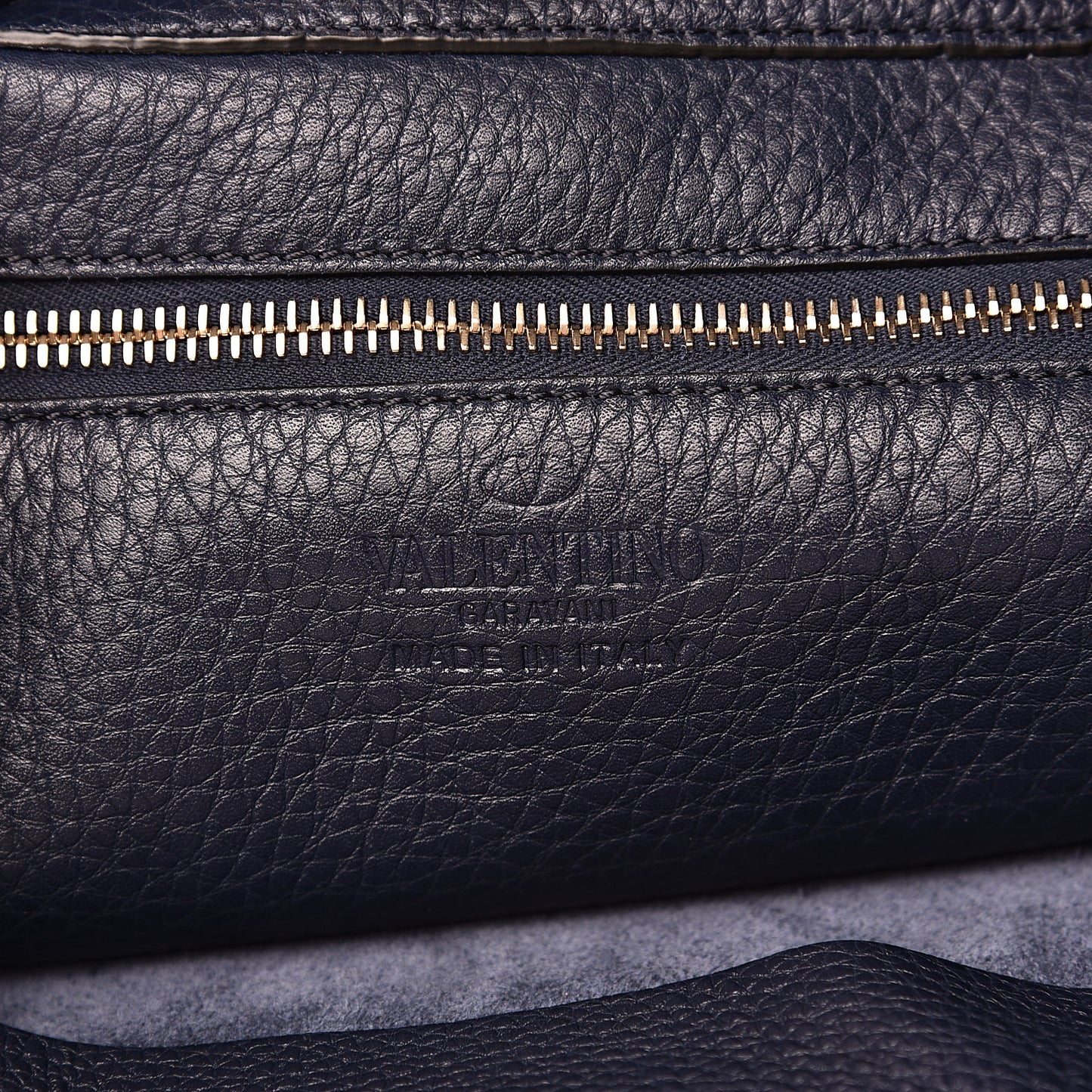 Pebbled Calfskin Small Rockstud Flip-Lock Messenger Bag Marine