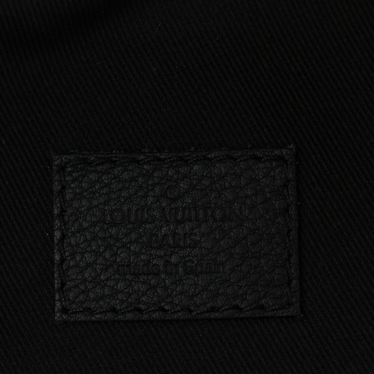 Calfskin Monogram Shadow Discovery Bumbag Black
