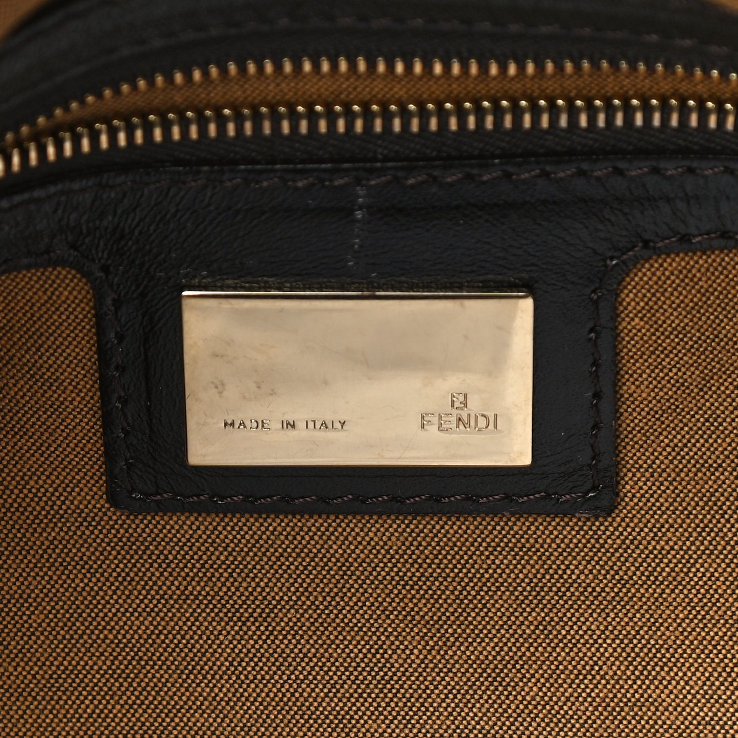 Zucca Cuoio Lucido Small Chef Hobo Tobacco Moro