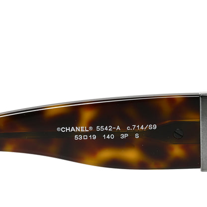Chanel Acetate Glass Pearl Polarized Oval Sunglasses 5542-A Tortoise 5 of 7