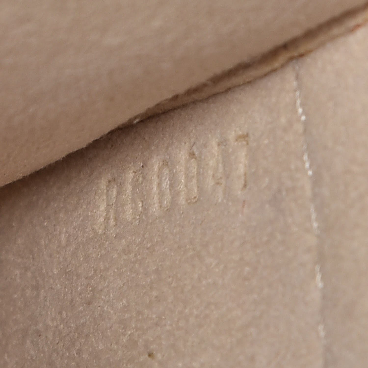 Louis Vuitton Lambskin Olympe Nimbus GM Ecru 7 of 8