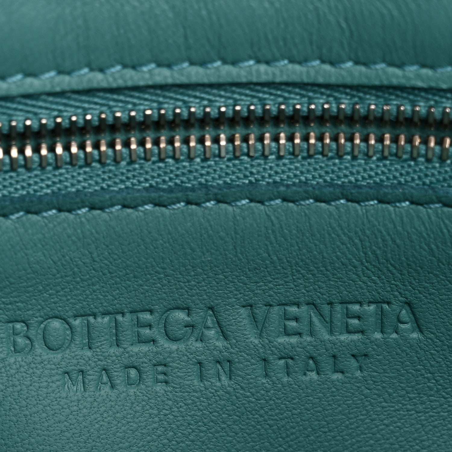 Bottega Veneta Lambskin Maxi Intreccio Cassette Crossbody Bag Linloleum 6 of 12