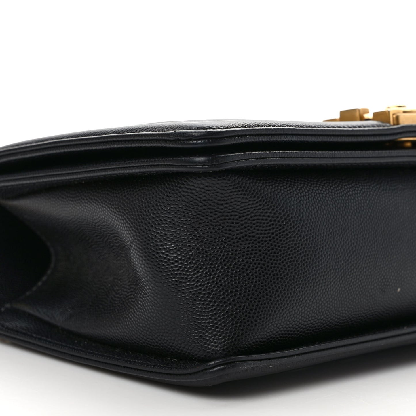 Caviar Quilted Medium Boy Flap Black