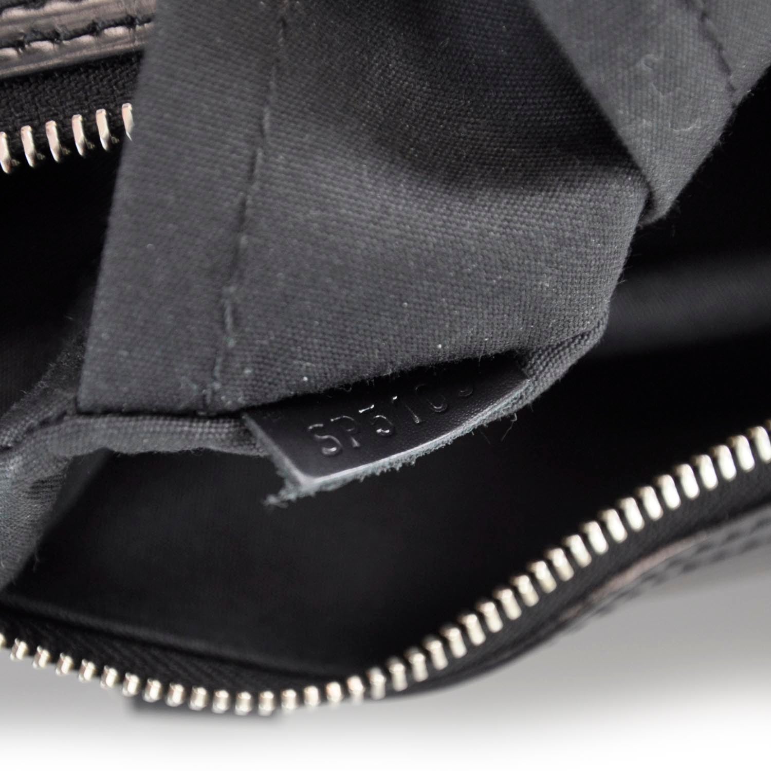 Louis Vuitton Epi Speedy 30 Black 10 of 10