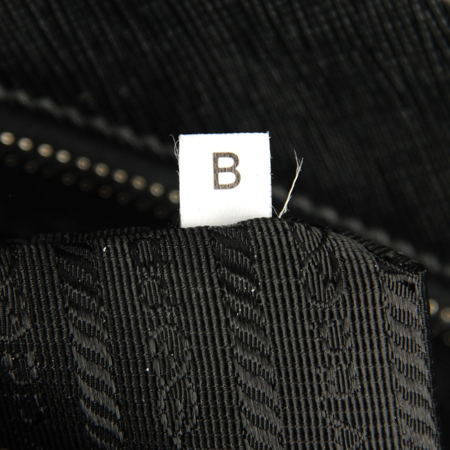 Saffiano Large Galleria Double Zip Tote Black