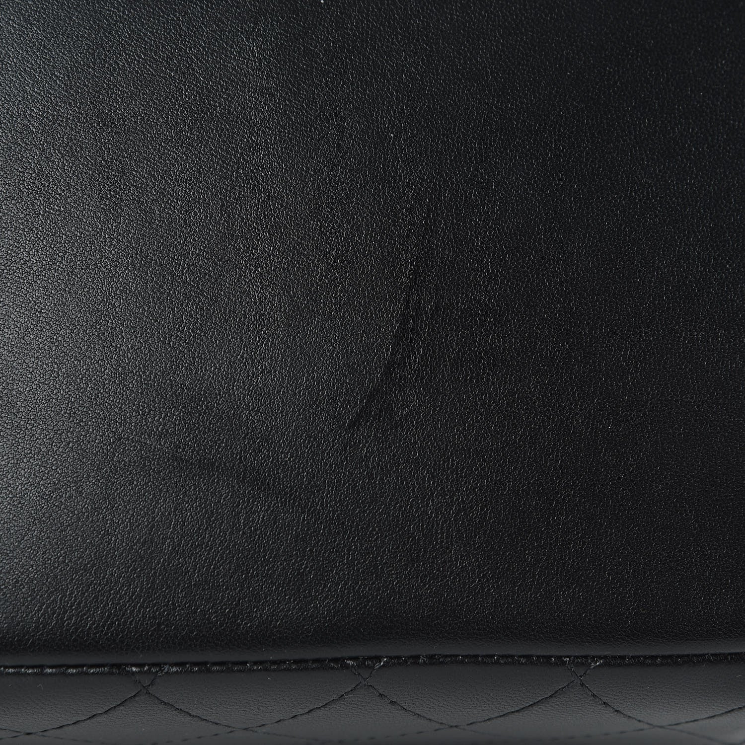 Chanel Lambskin Flat Quilted Knock On Wood Large Vanity Case Black 10 of 10