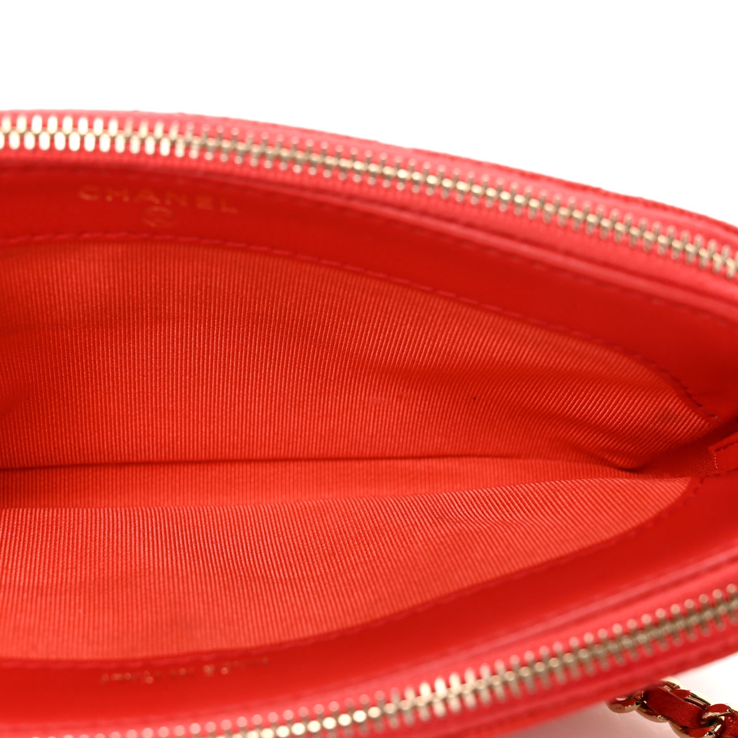Caviar Quilted Small Clutch With Chain Red
