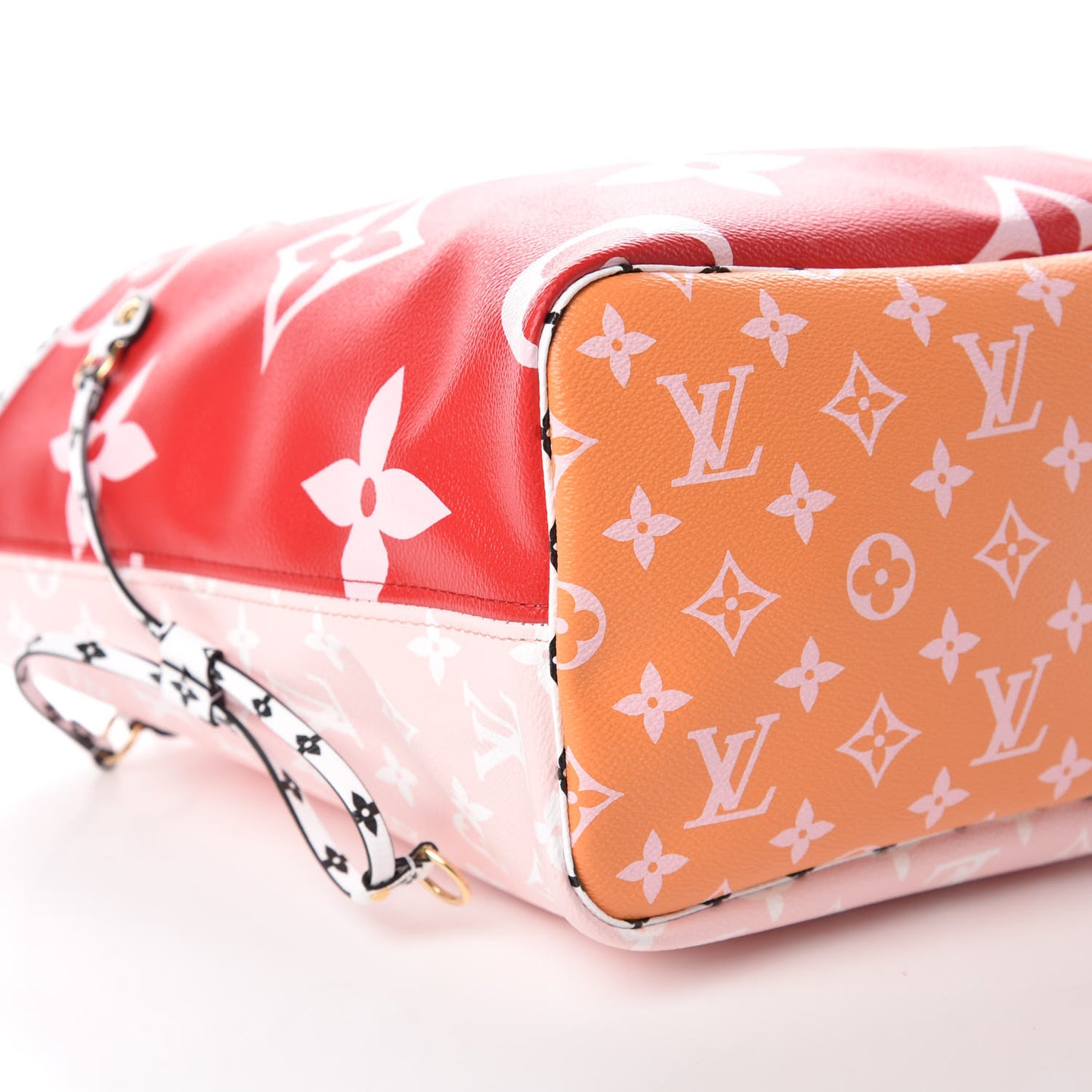 Monogram Giant Neverfull MM Rouge
