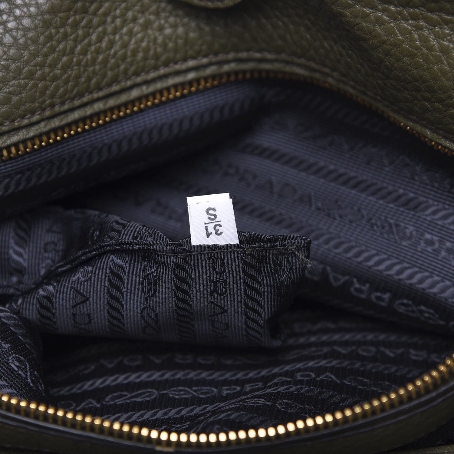 Prada Vitello Daino Tote Militare 7 of 12