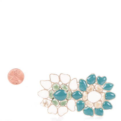 Chanel Gripoix Poured Glass CC Brooch White Green 4 of 5