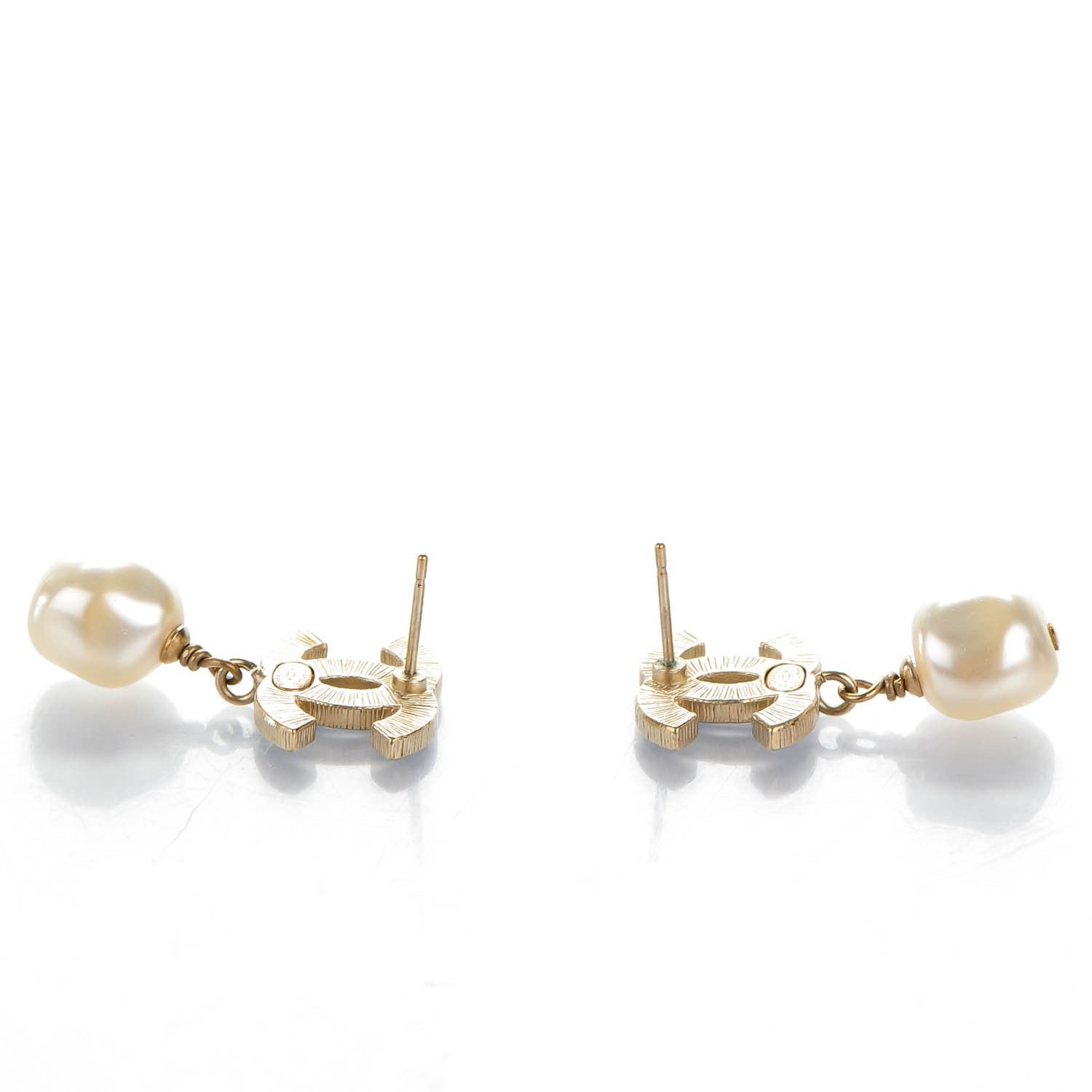 Chanel Enamel CC Pearl Dangle Earrings Black 3 of 4