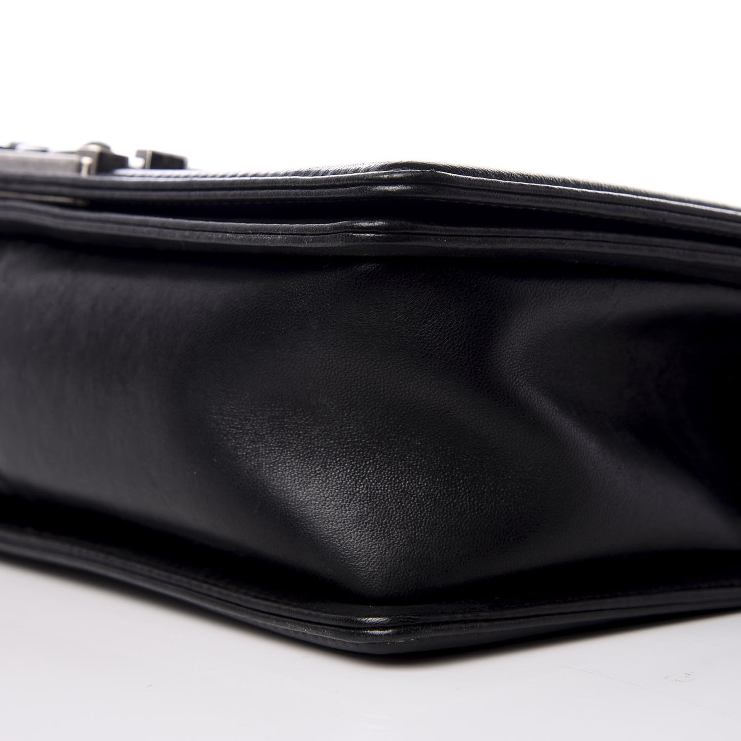 Lambskin Quilted Medium Boy Flap Black