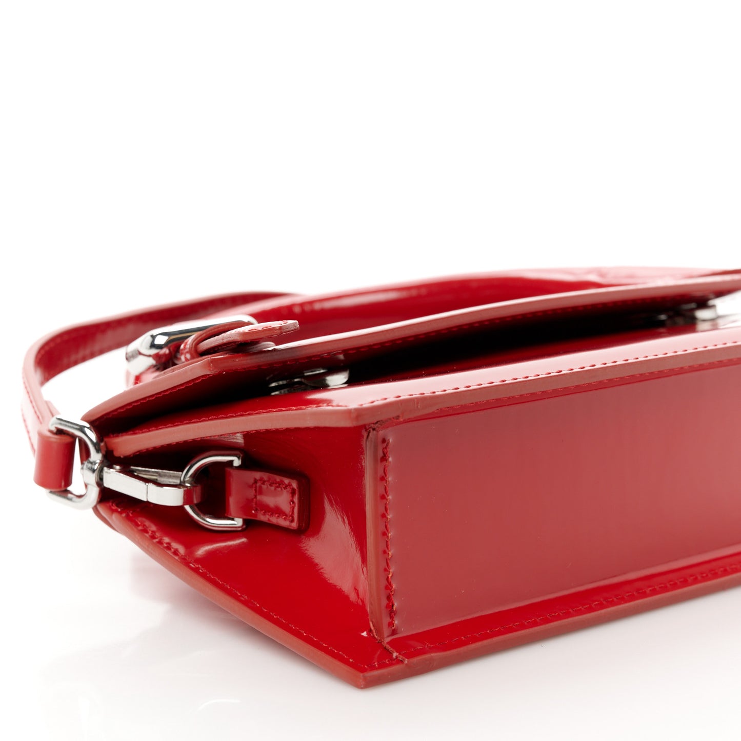 Smooth Calfskin Le Chiquito Boucle Long Red