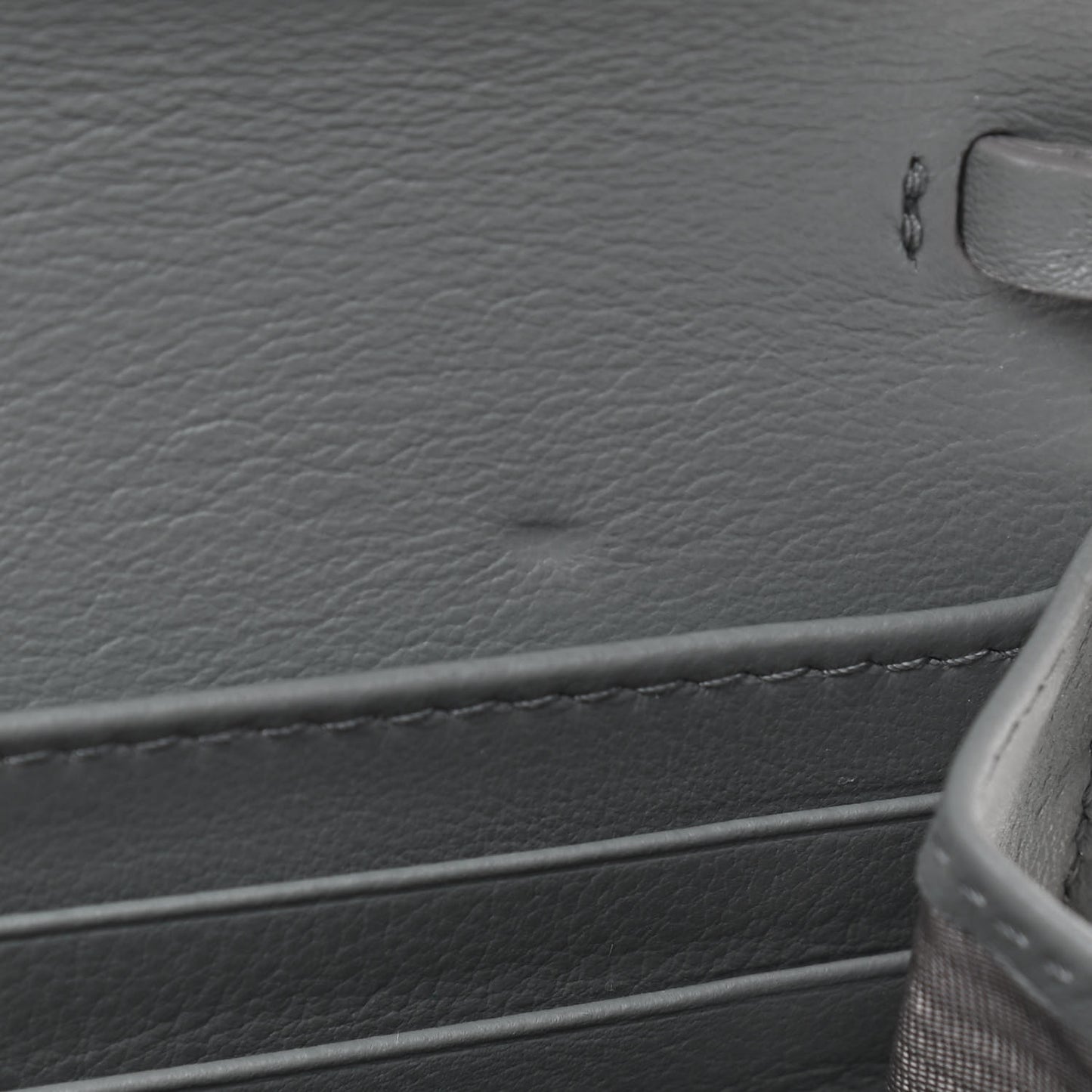 Oblique Saddle Chain Long Wallet Grey