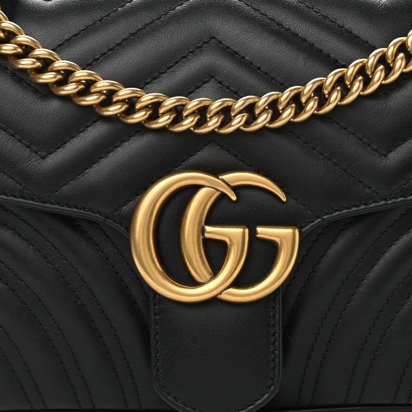 Calfskin Matelasse Small GG Marmont Shoulder Bag Black