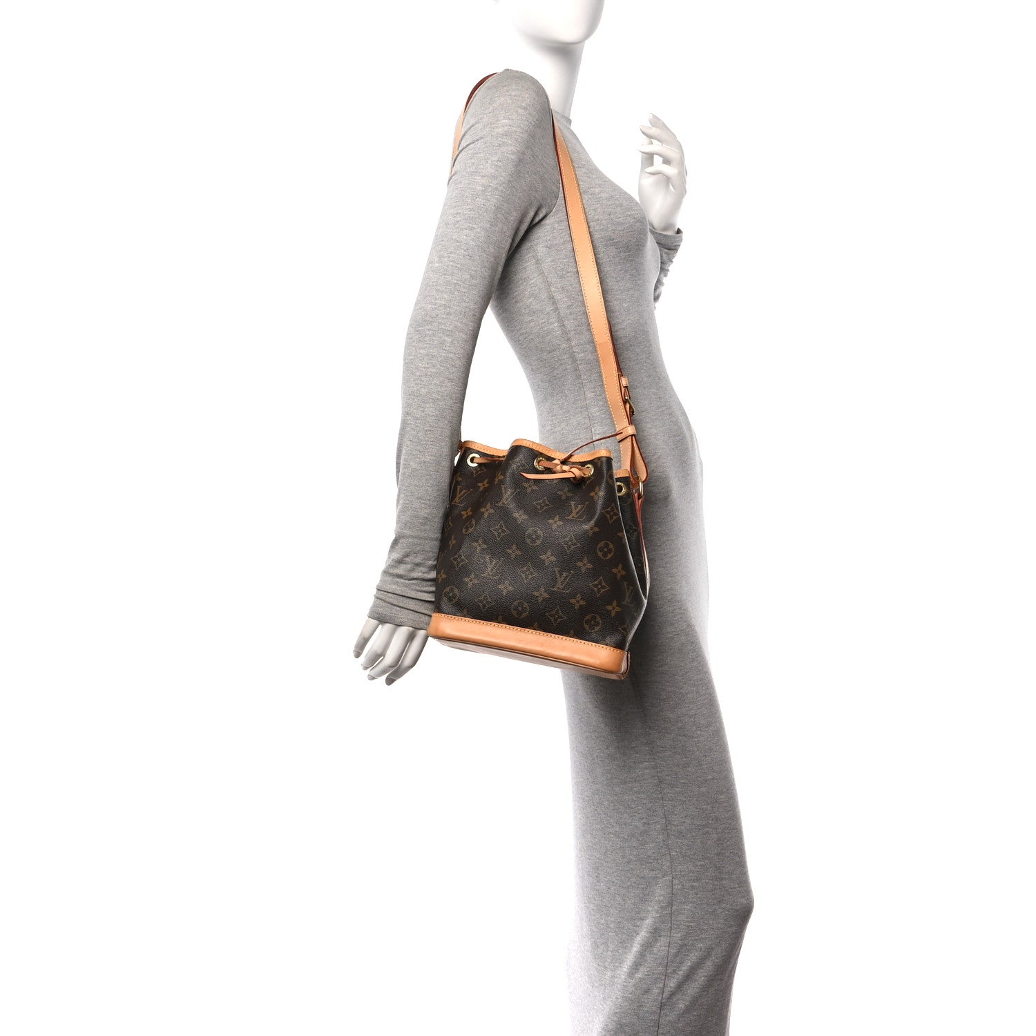 Louis Vuitton Monogram Noe BB 2 of 9