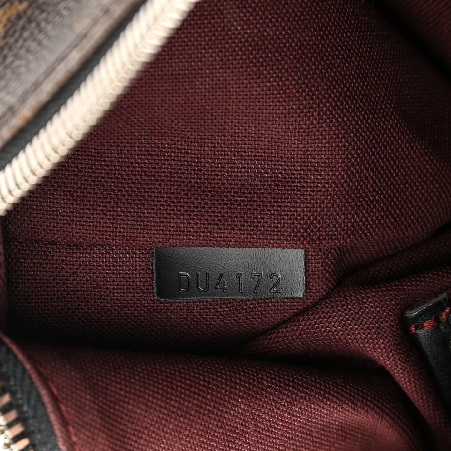 Monogram Macassar Kitan