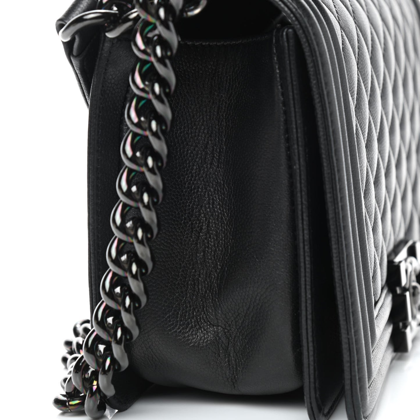 Caviar Quilted Medium Boy Flap So Black