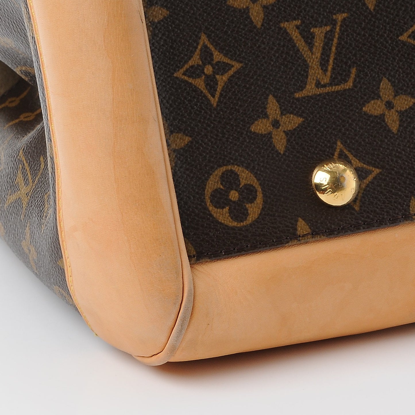 Monogram Beverly GM