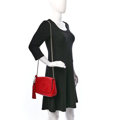 Gucci Pebbled Calfskin Medium Soho Flap Crossbody Vibrant Red 2 of 9