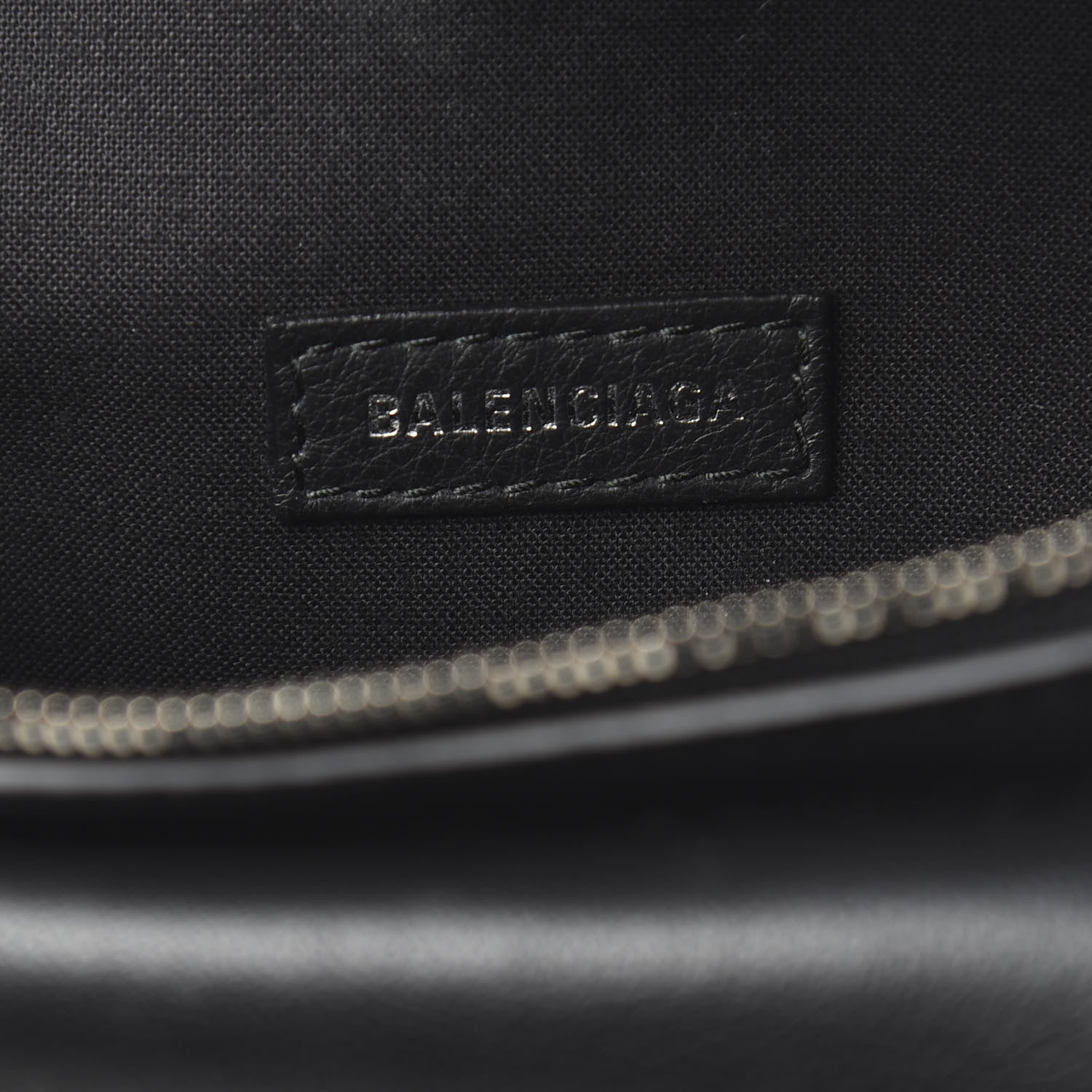 Balenciaga Smooth Calfskin Logo Everyday Beltpack XS Black White 6 of 10
