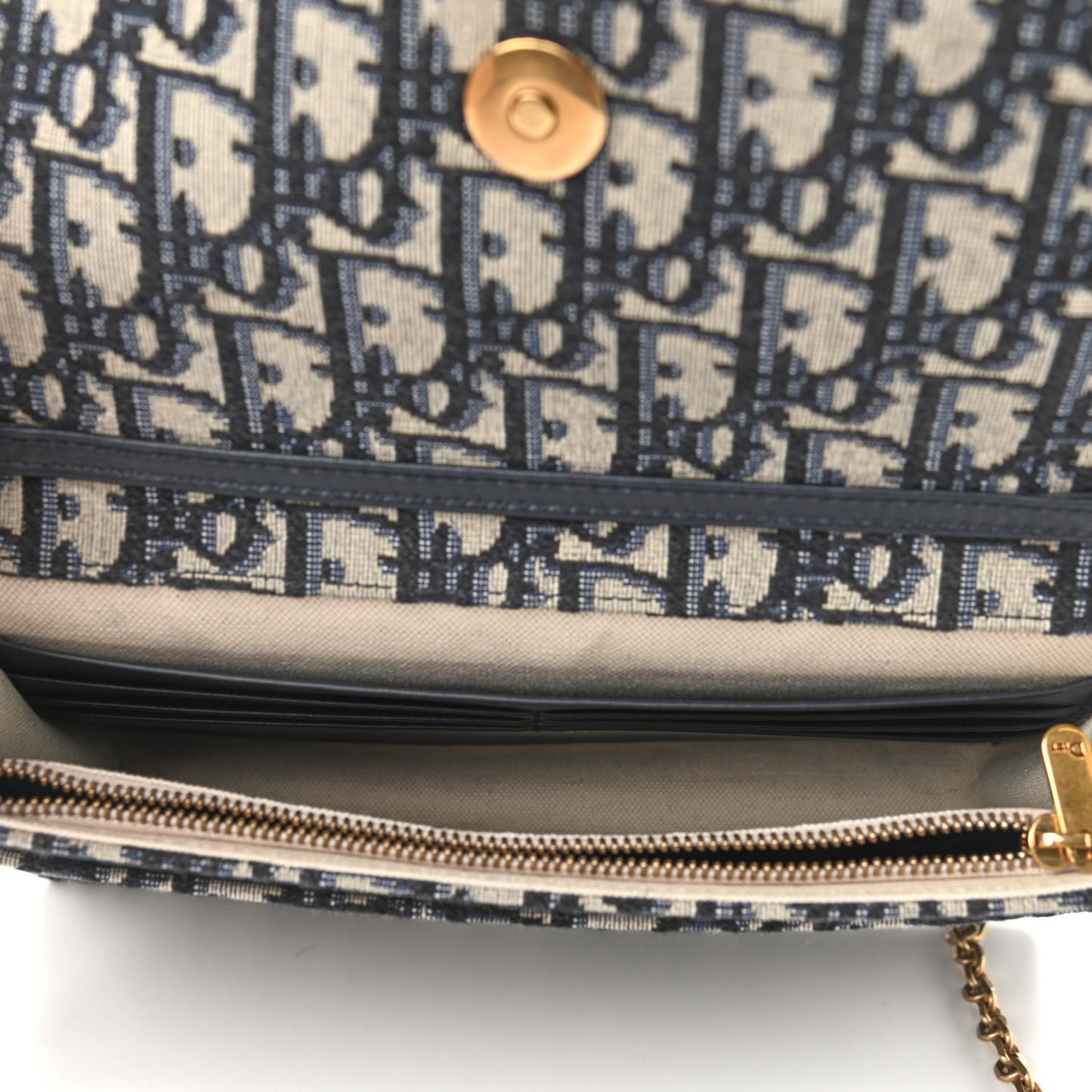 Oblique Saddle Chain Pouch Blue