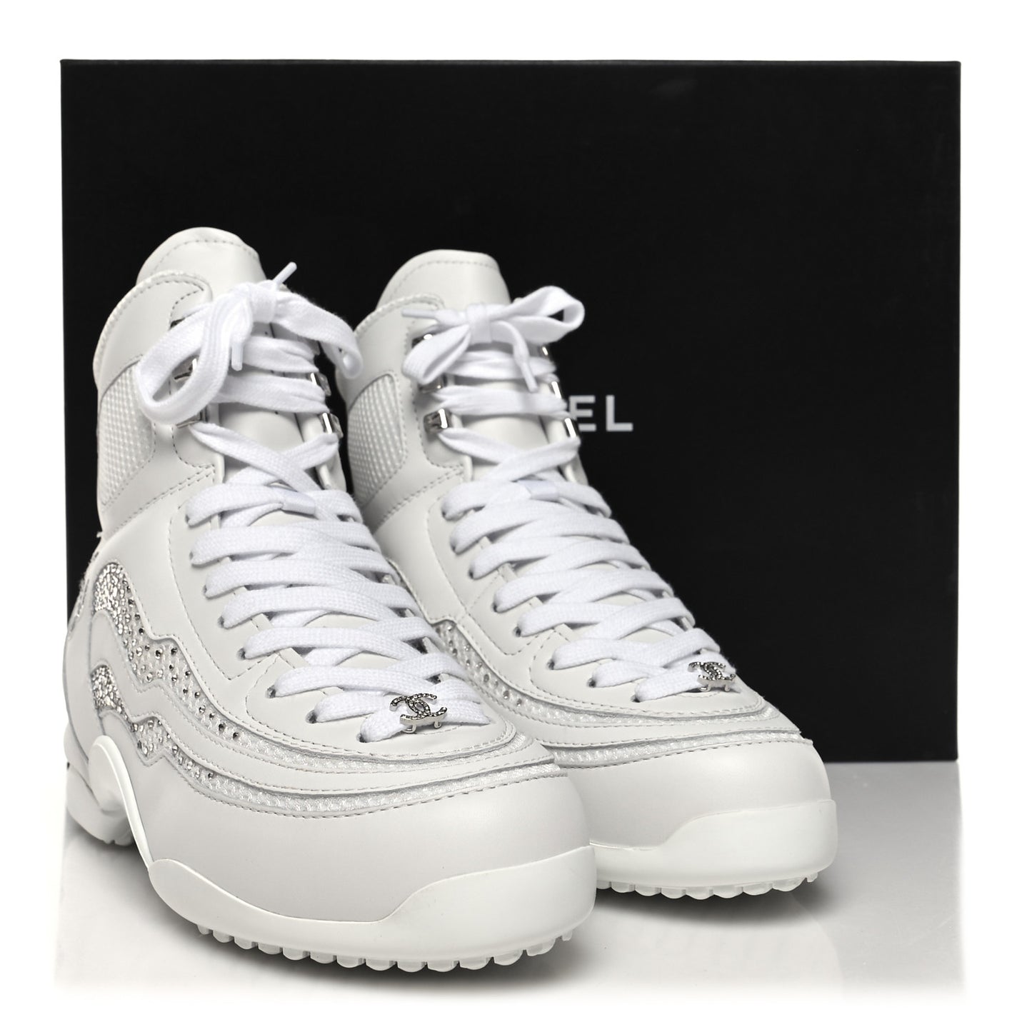 Calfskin Mesh Strass Womens CC Sneakers 39 White Silver