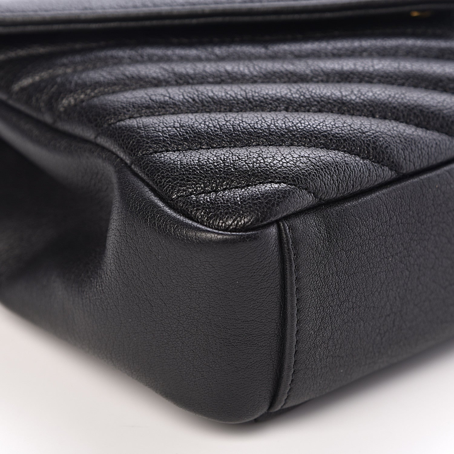 Saint Laurent Sheepskin Matelasse Chevron Monogram Medium College Bag Black 9 of 10