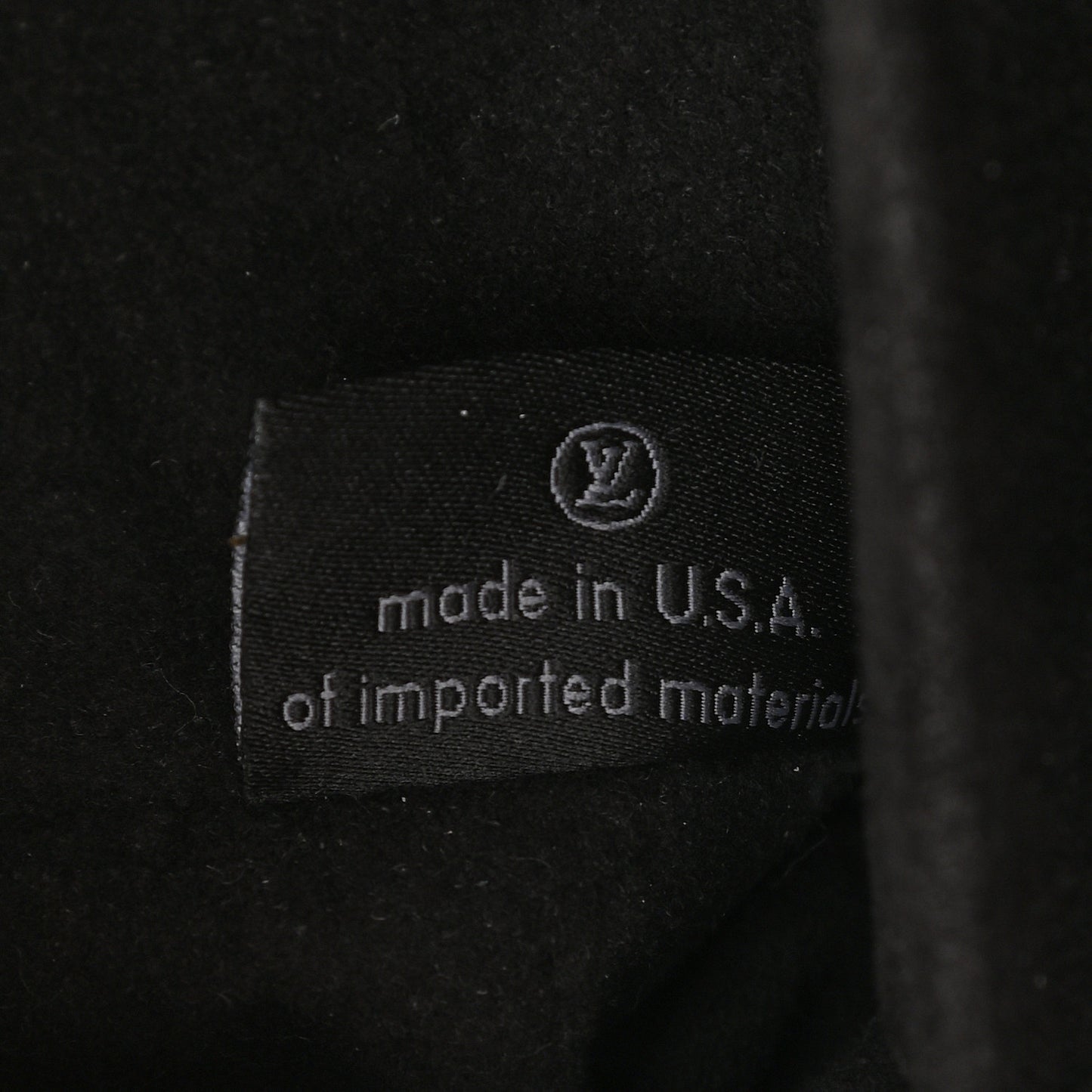 Reverse Monogram Pochette Metis