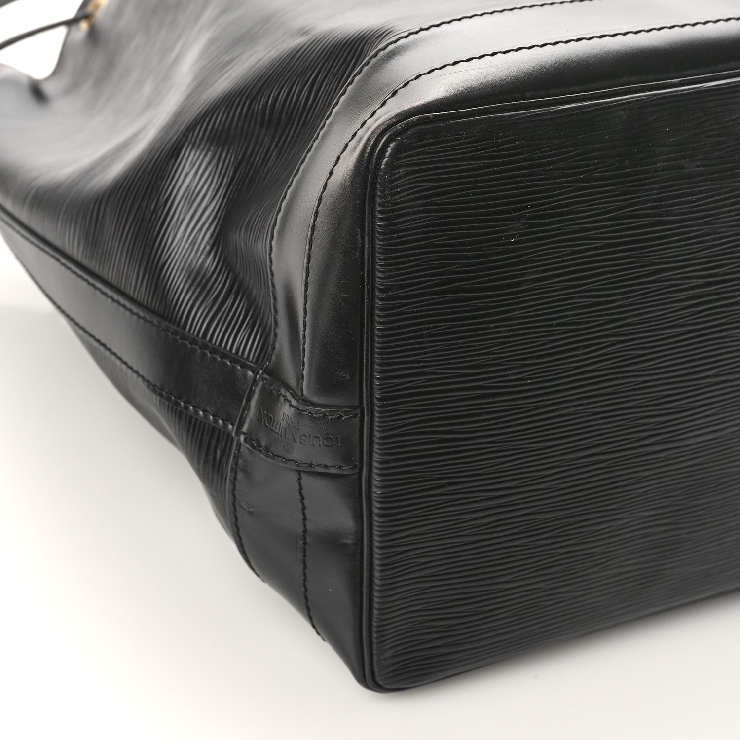 Louis Vuitton Epi Noe Black 6 of 9