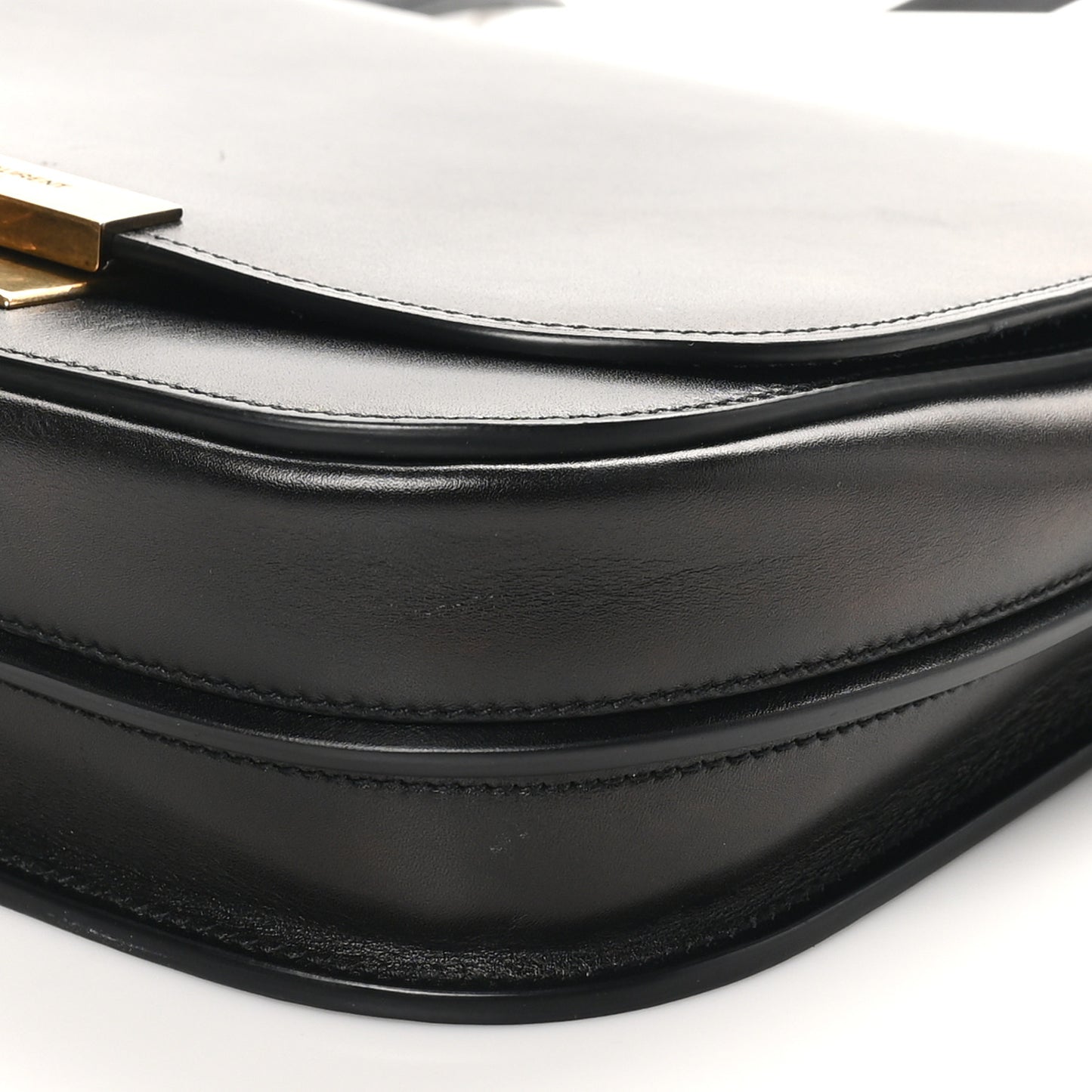 Calfskin Betty Messenger Black