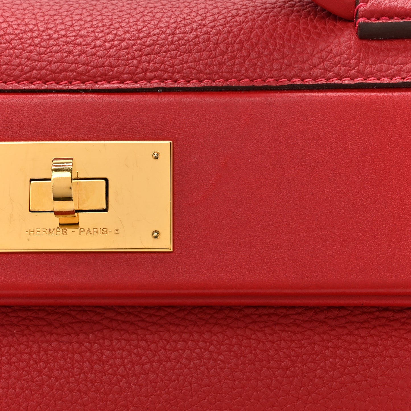 Togo Swift 24/24 29 Rouge Vif