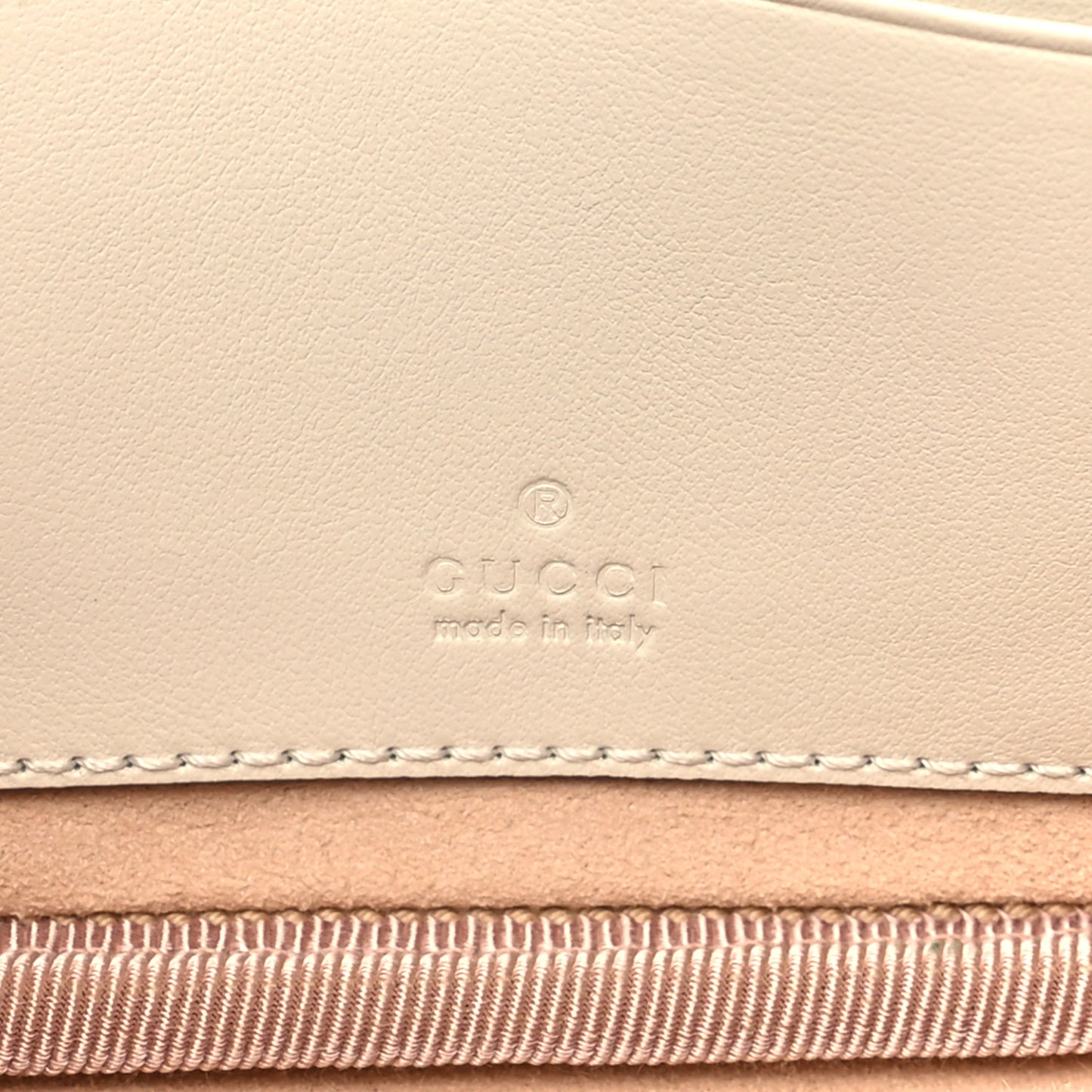 Calfskin Matelasse Mini GG Marmont Chain Crossbody Bag Mystic White