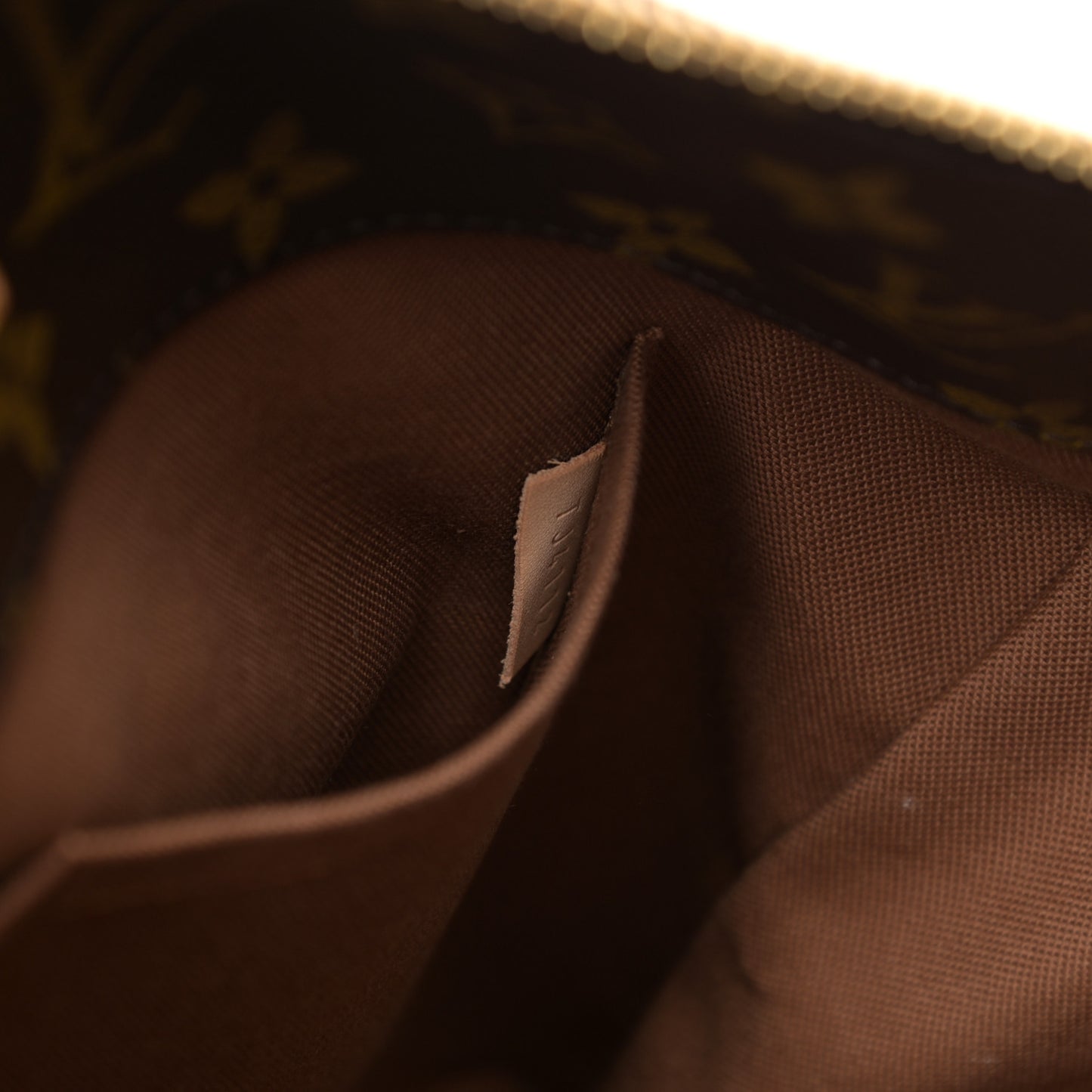 Monogram Sully MM