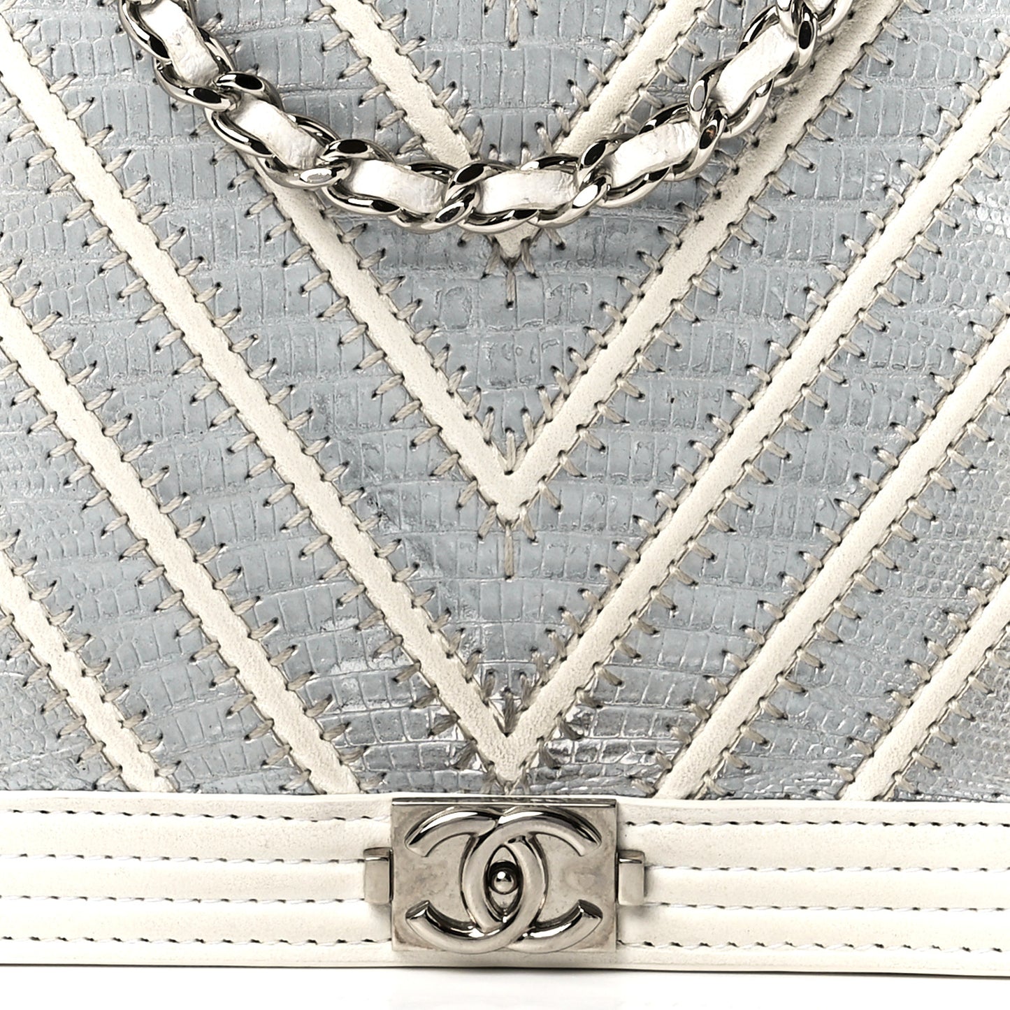 Lizard Chevron Stitched Boy Wallet On Chain WOC White Silver