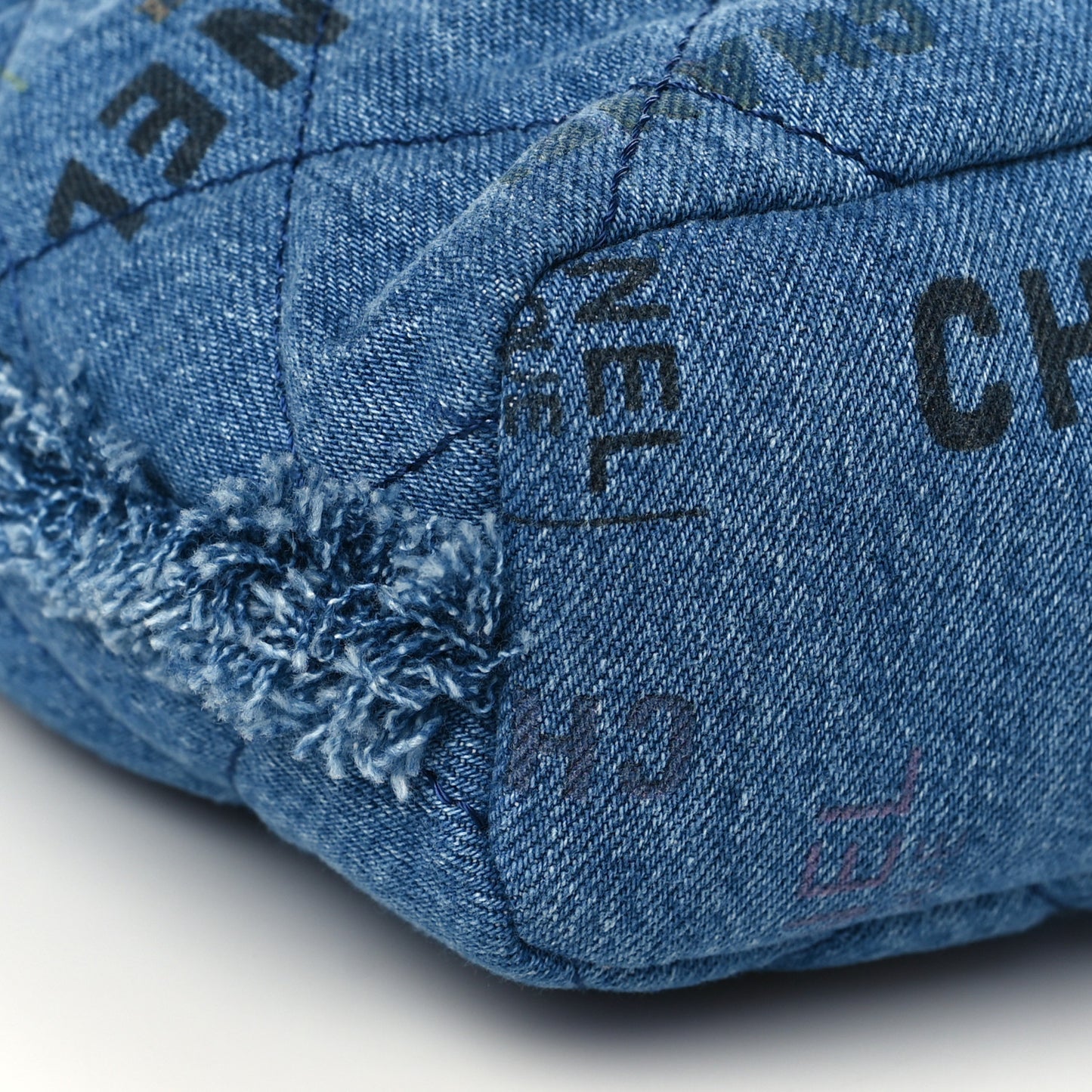 Denim Quilted Small Mood Bucket With Chain Blue Multicolor
