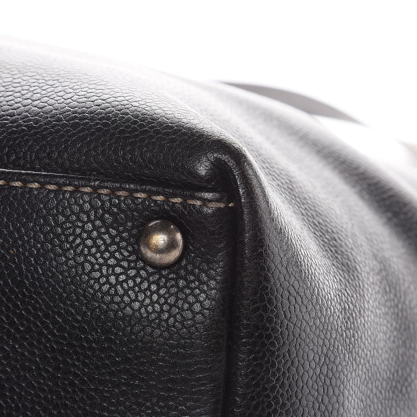 Caviar CC Shoulder Bag Brown
