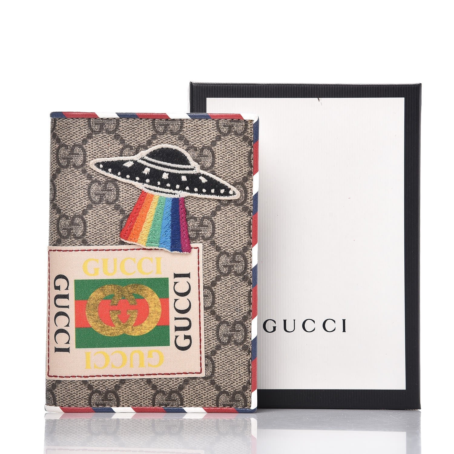 Gucci GG Supreme Monogram Courrier Passport Case 8 of 8