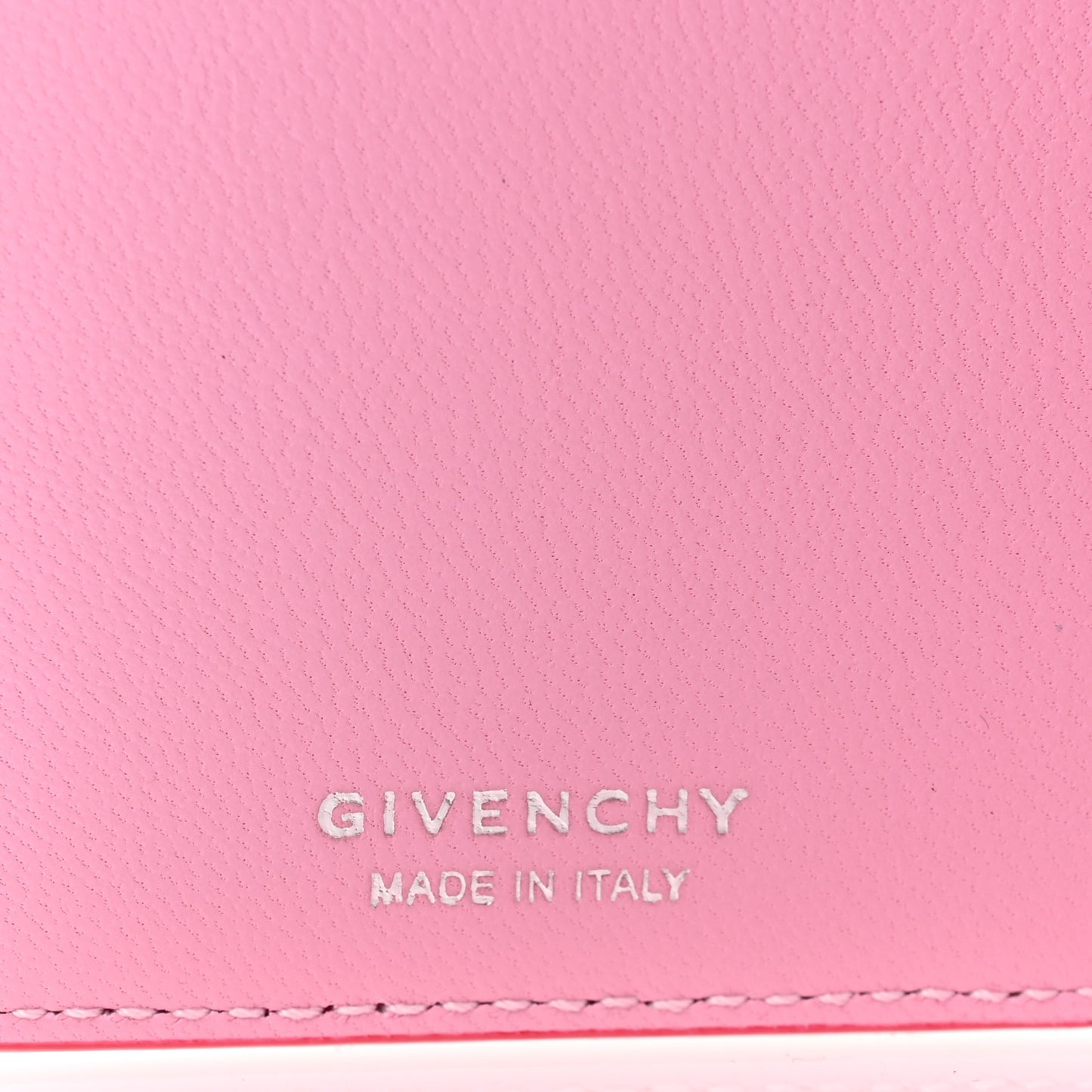 Box Antigona Bifold Wallet Red Soft Pink