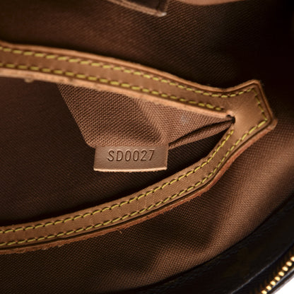Louis Vuitton Monogram Cabas Mezzo 6 of 9