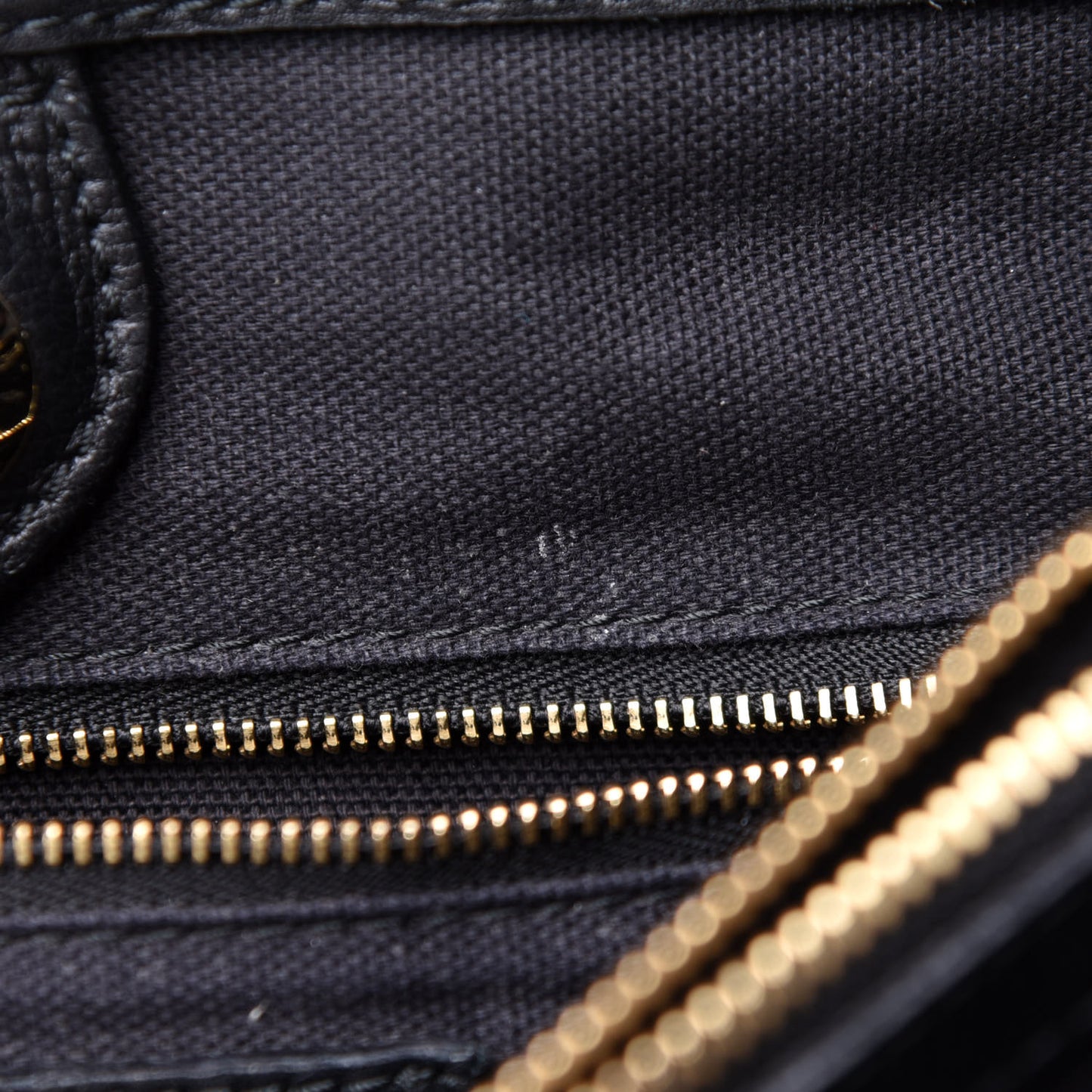Grainy Calfskin House Check Medium Banner Tote Black