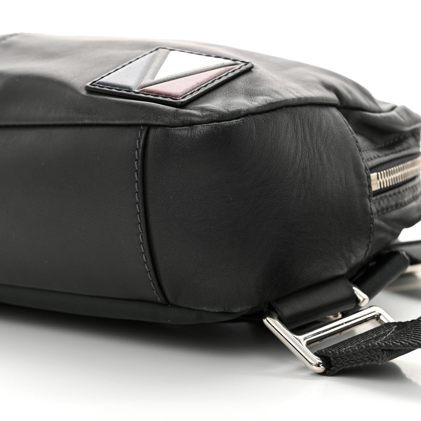 Calfskin Nylon V Line Bumbag Asphalt