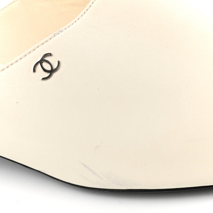 Chanel Lambskin Grosgrain Cap Toe CC Mules 39.5 White Black 13 of 13