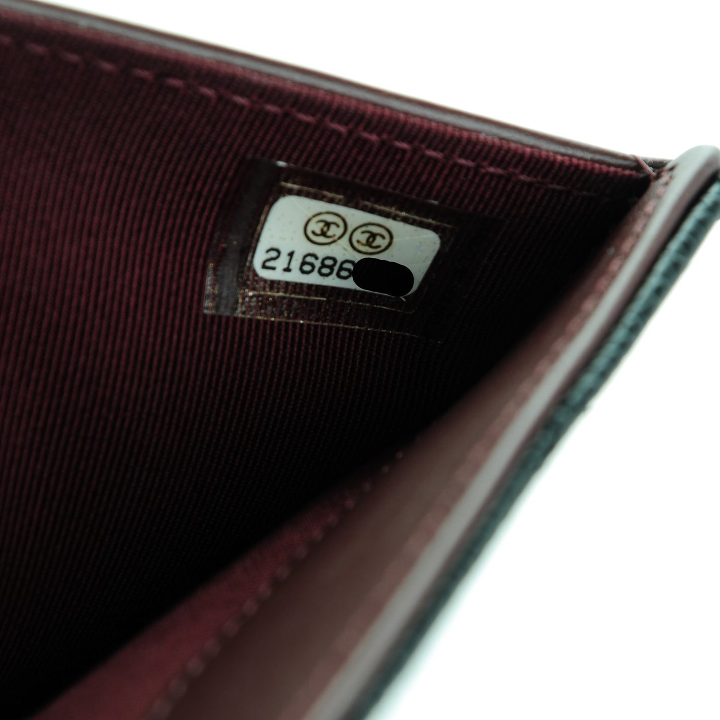 Caviar Quilted Yen Wallet Black