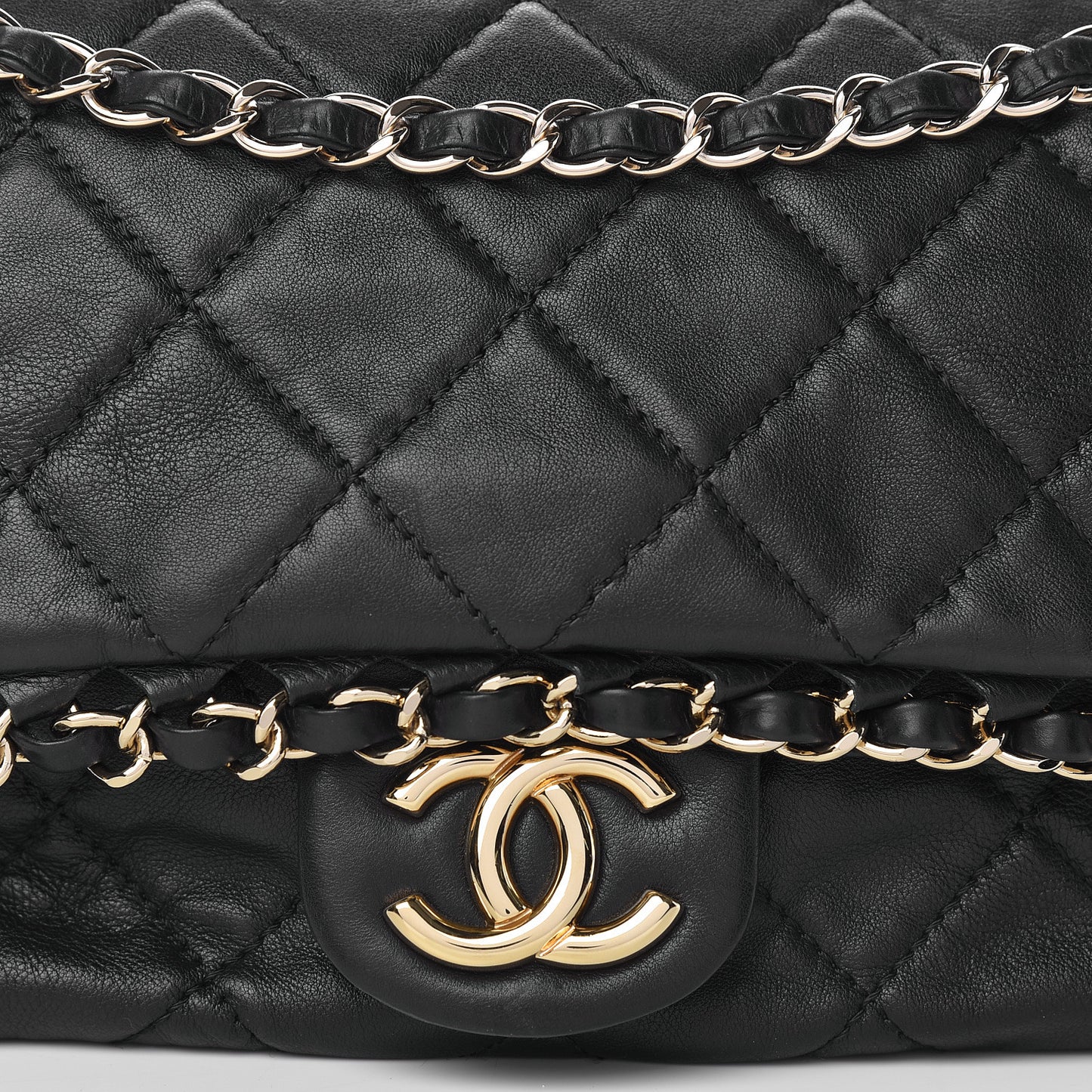 Calfskin Quilted Medium Chain Me Flap Black