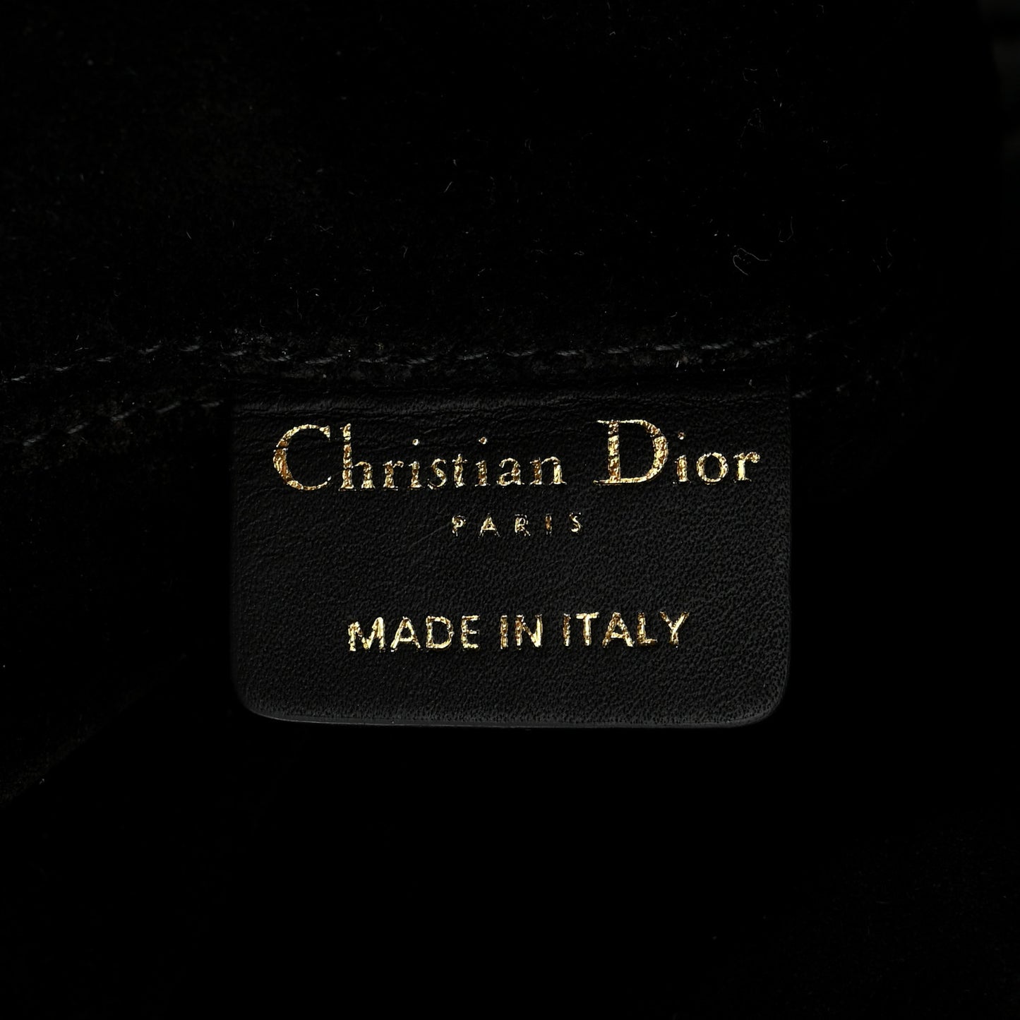 Calfskin Macrocannage Medium Toujours Black